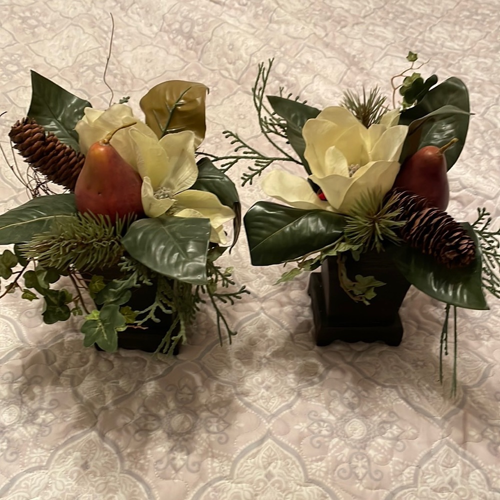 Magnolia floral arrangements